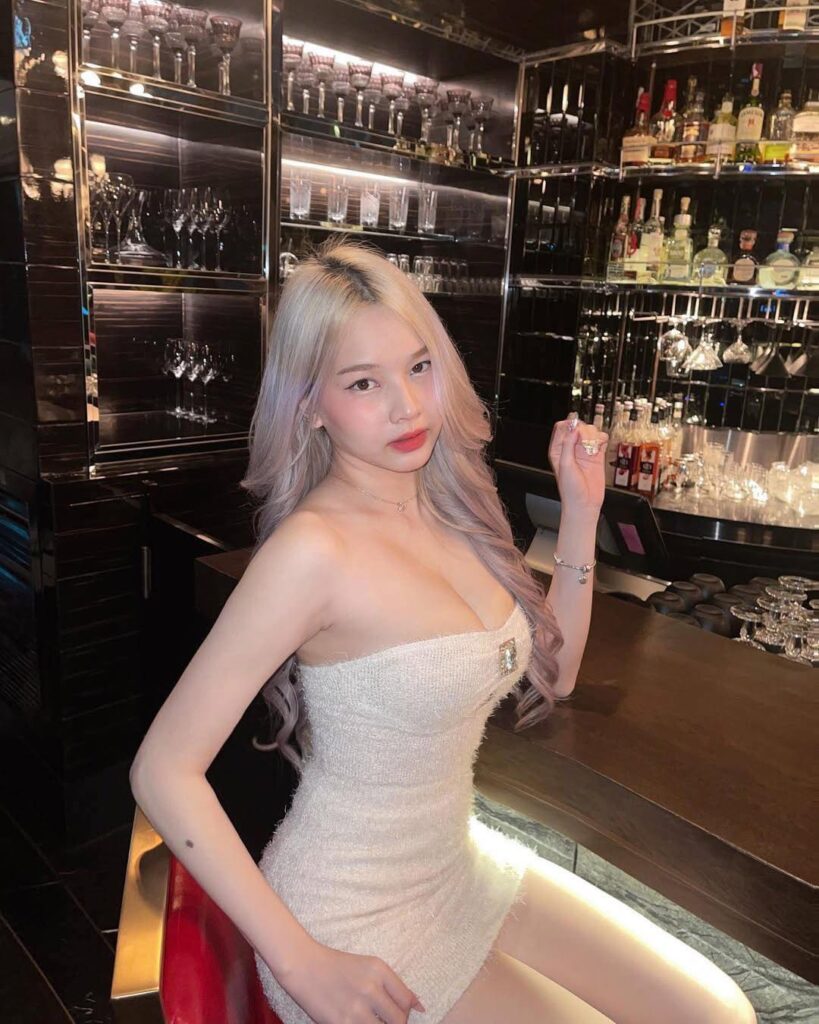 คลิปหลุด junekanok ดาว onlyfans